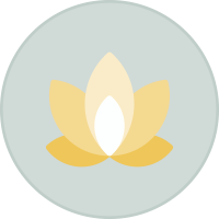 Ein Icon einer gelben Lotusblüte auf leicht grünem Hintergrund, welches für Sanftheit und Ganzheitlichkeit stehen soll. Es geht dabei um den Therapieansatz von Manuela Herold.